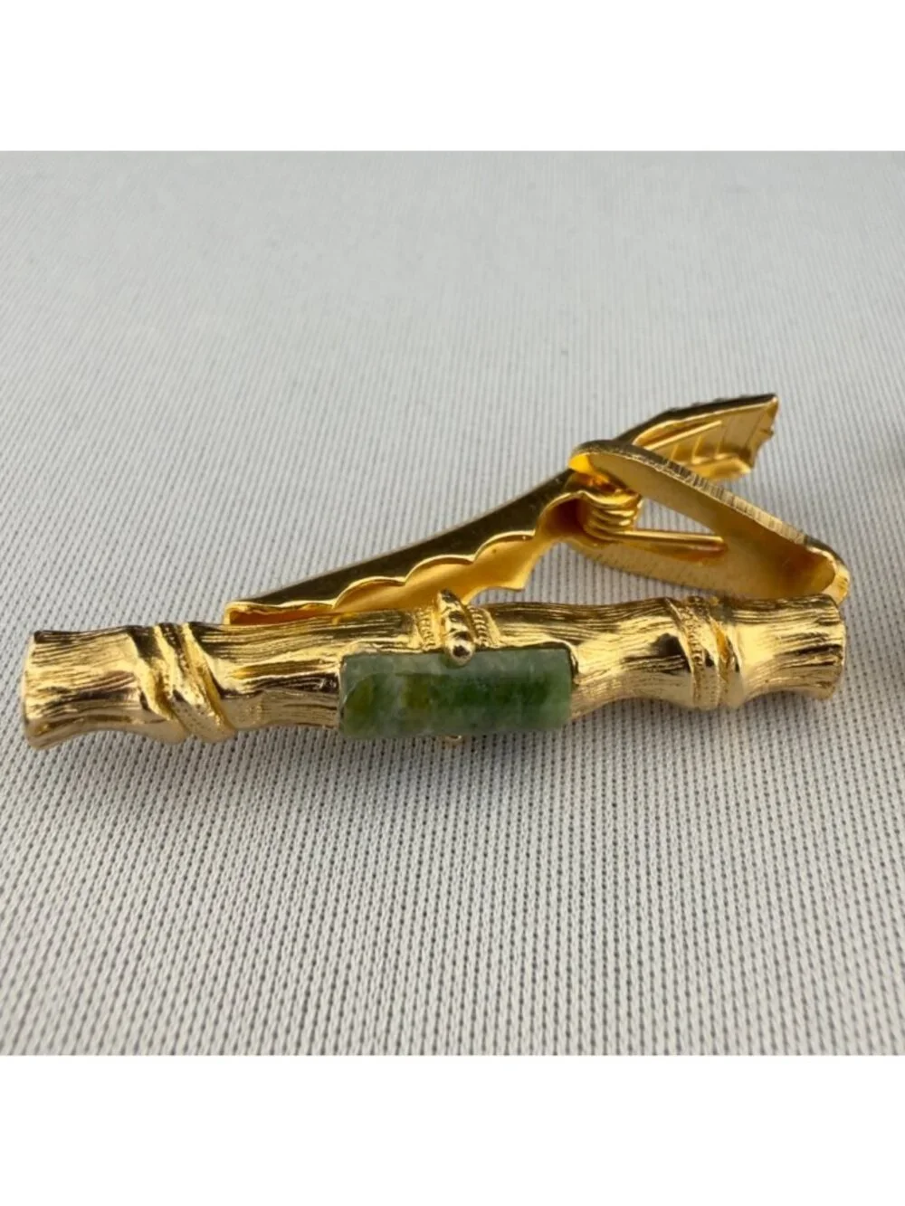 Vintage Gold Tone Green Jade Bamboo Cuff Links Tie Clip Set Wedding Mid Century